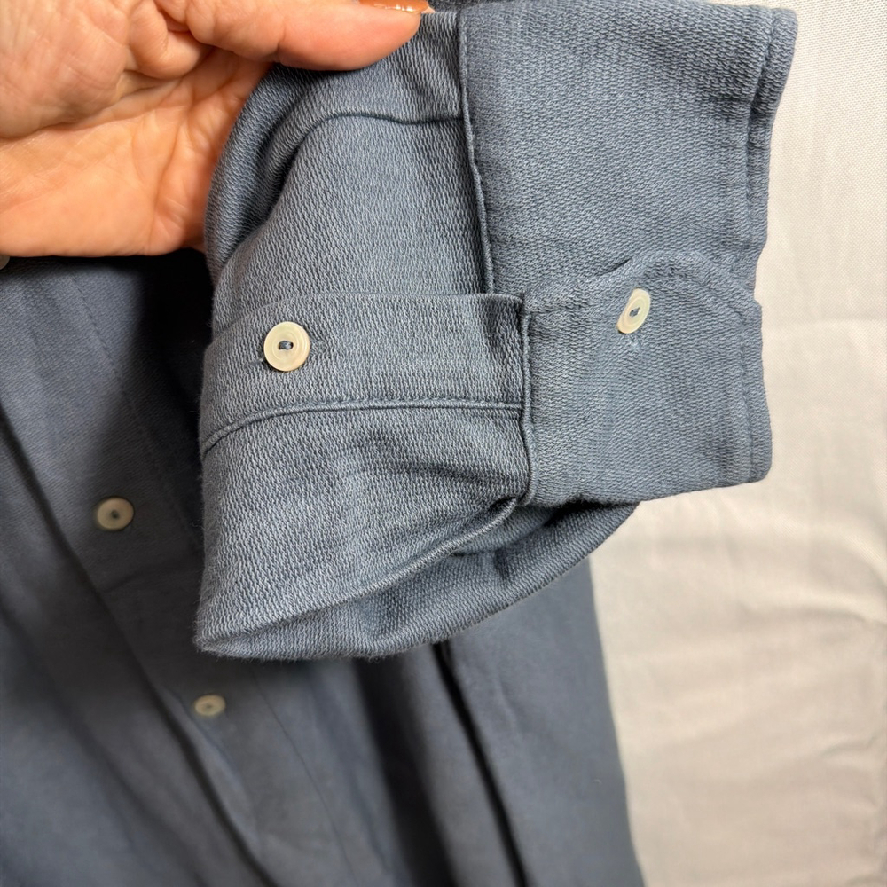 Men's SHON MOTT Blue Casual Button Down Knit Shirt Quiet Luxury Minimalist Med. - Picture 3 of 5